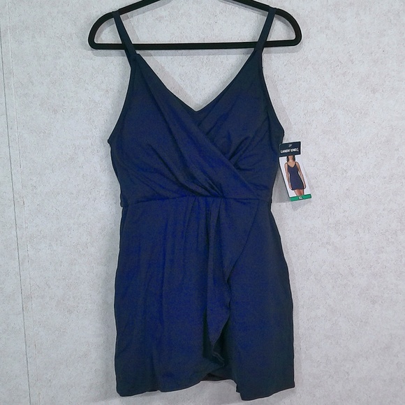 Lands' End Other - NWT Lands End Navy One Piece Swim Suit Adjust Straps, Built In Bra, Lining Sz XL
